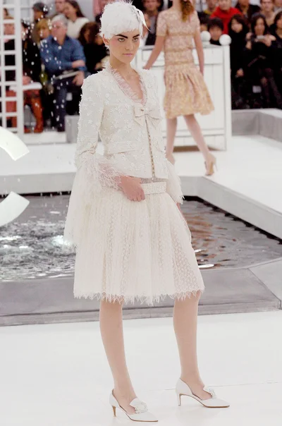 Look 24